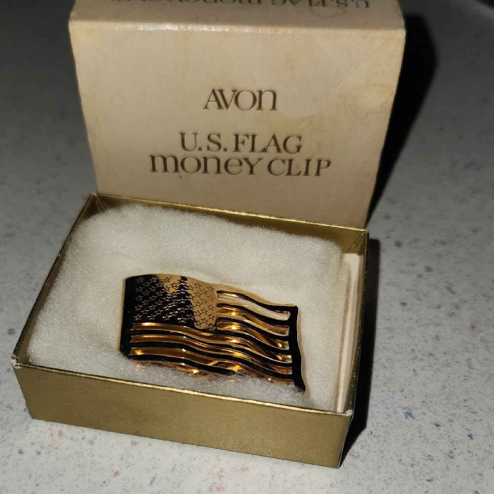 Avon Gold and Black Flag Money Clip